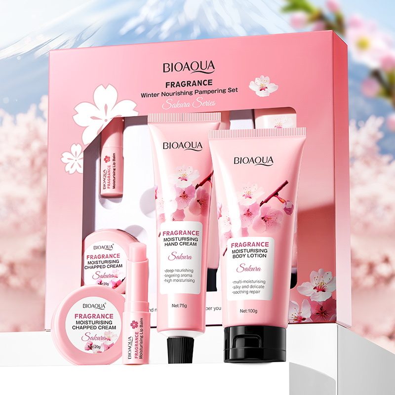 BIOAQUA SAKURA BOX SET